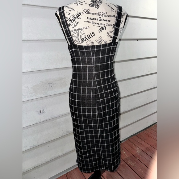 A.U.W black with white plaid and buckle straps midi dress w/ slit• NWOT• Size: S - Picture 3 of 9